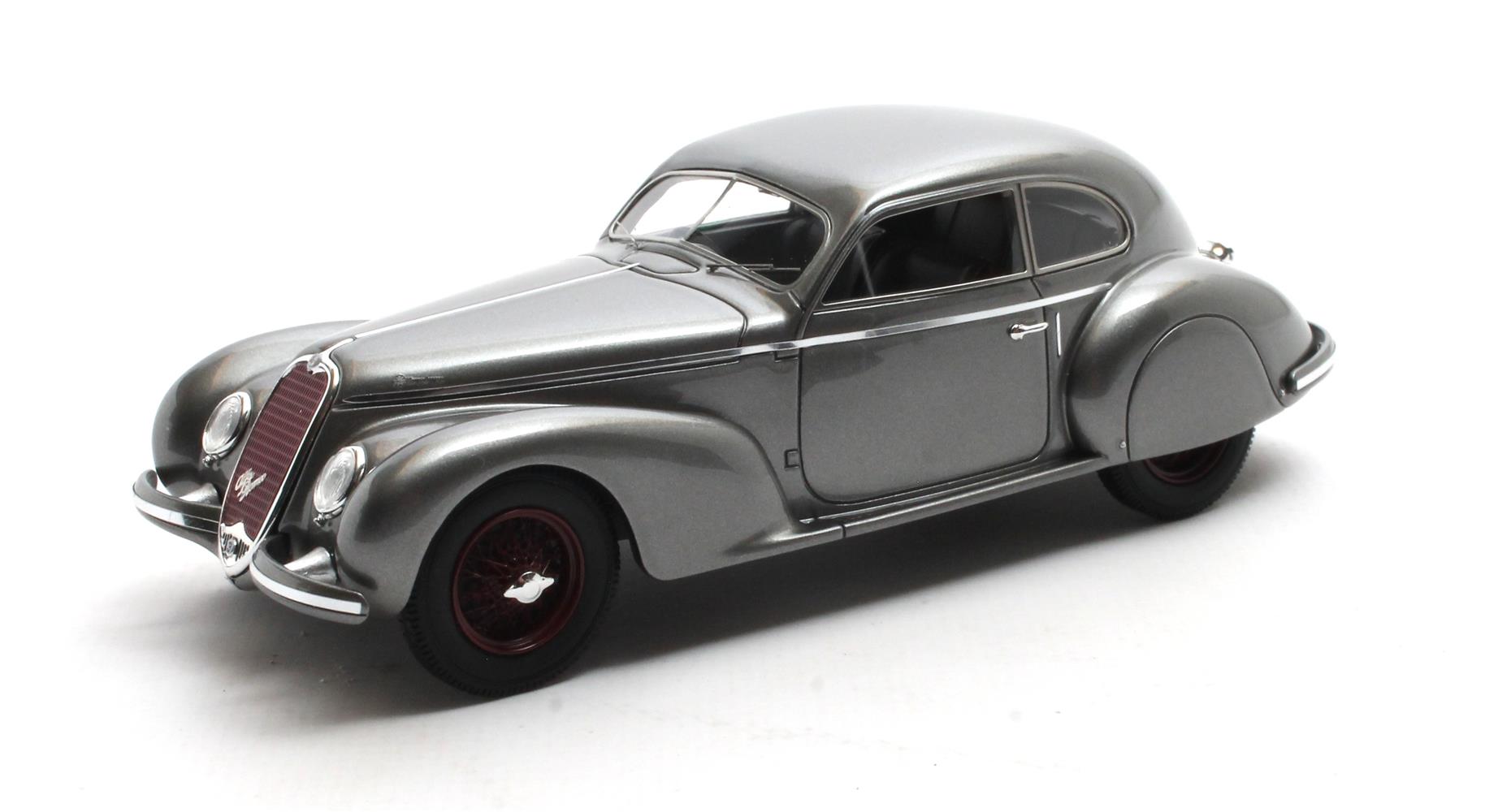 Alfa Romeo 6C 2500S Berlinetta Touring 1939 Grijs Metallic - 1:43  Alfa Romeo 6C 2500S Berlinetta Touring 1939 Grijs Metallic - 1:43